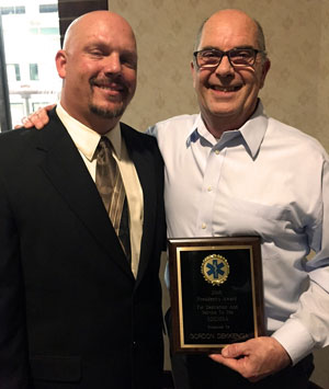 Ambulance Director Gordon Dekkenga (right) recently received the President’s Award from SDEMSA for his contributions to Emergency Medical Services in South Dakota. He is pictured with SDEMSA President Eric Van Dusen.